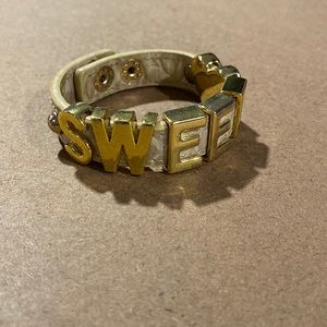 Sweet Wording w/ Heart Bracelet